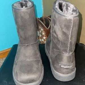 Women’s winter boots